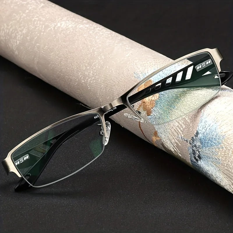 Ultralight Photochromic Reading Glasses